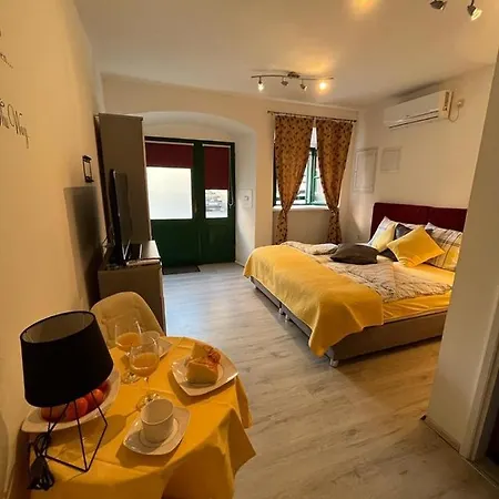 Titius Apartment Skradin Exterior photo